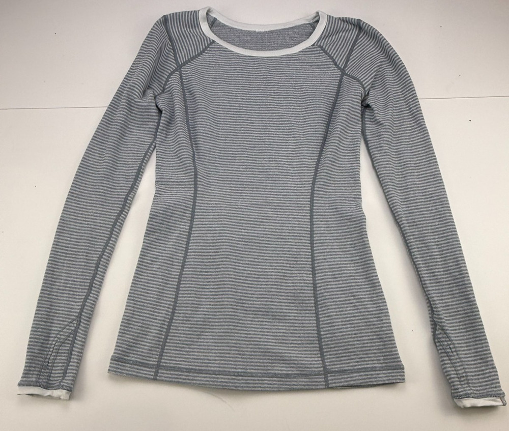 Lululemon Long Sleeve Running Top Womens 6 Gray White Stripe Thumbholes Pocket